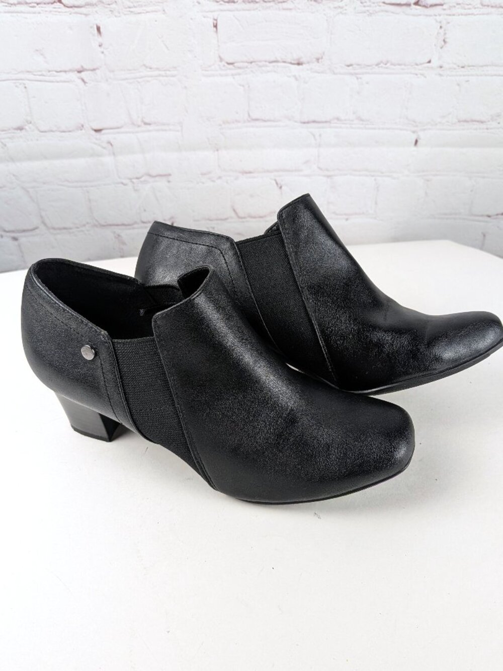 East 5th Rossi Black Faux Leather Wedge Heel Booties 6.5W